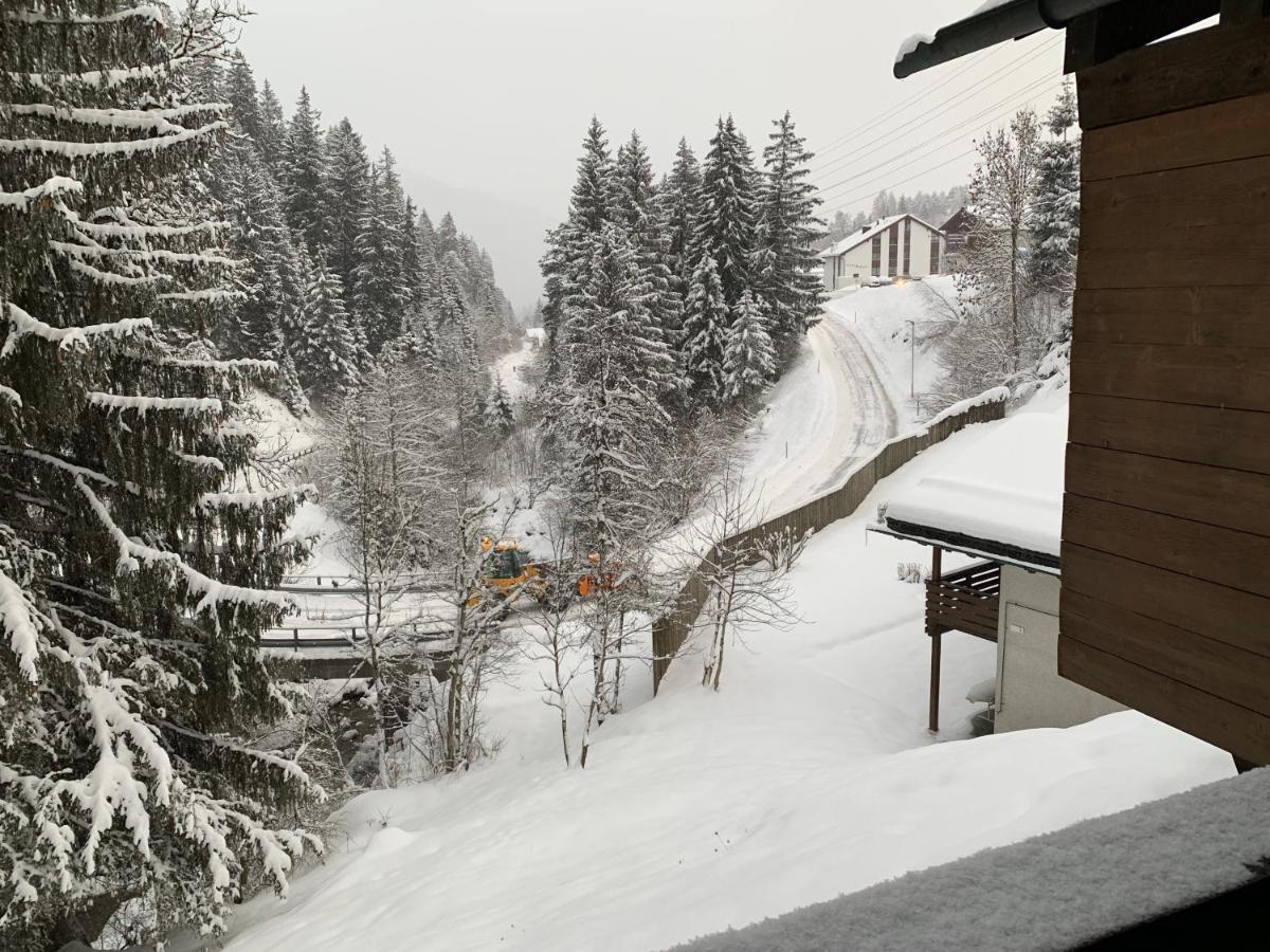 Ferienwohnung Laax Mit Traumblick, Grossem Balkon Und Terrasse Exterior photo