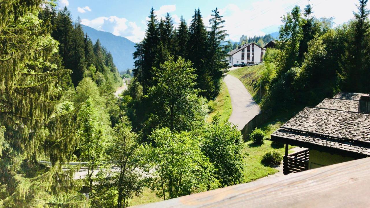 Ferienwohnung Laax Mit Traumblick, Grossem Balkon Und Terrasse Exterior photo